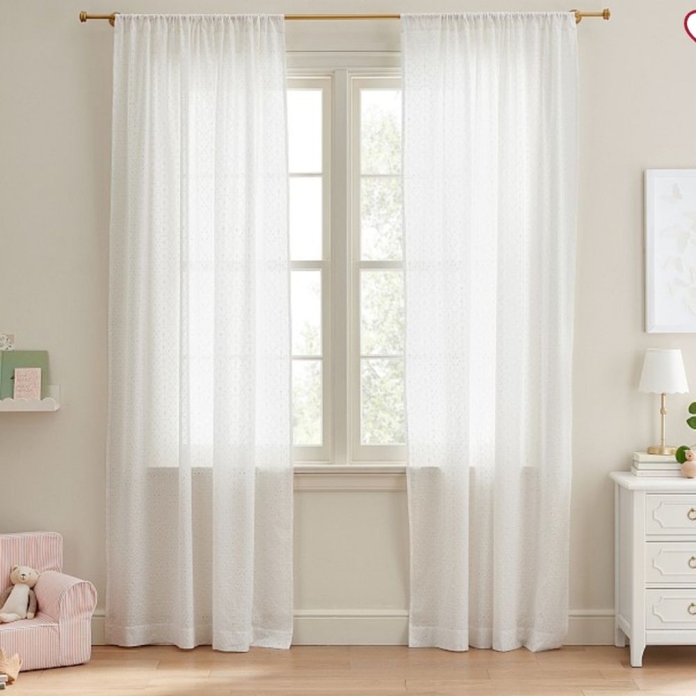 Pottery Barn Kids Sheer Eyelet Panels 50x85 inches (4 units)